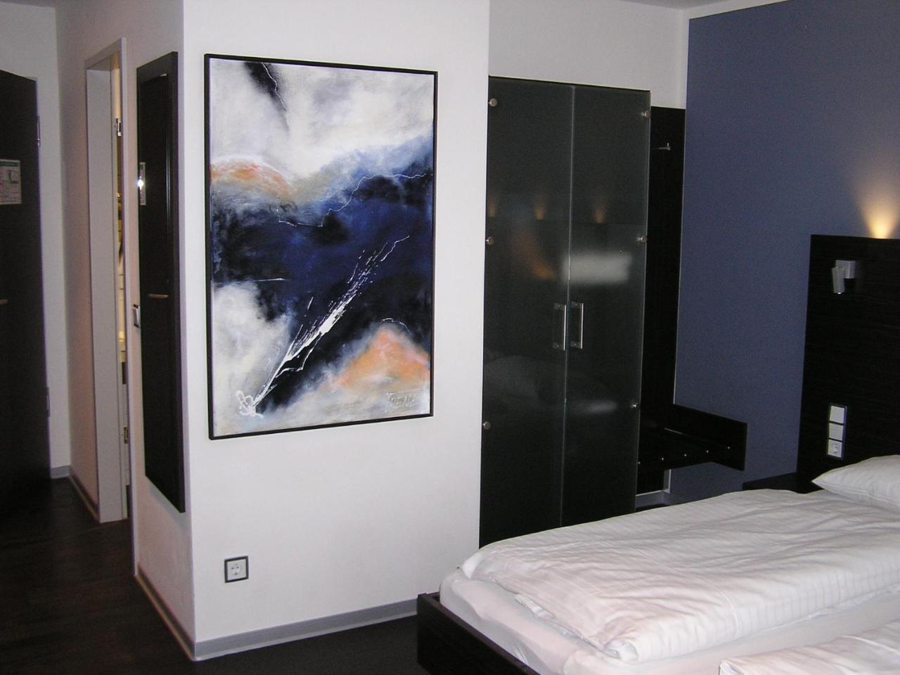 Hotel Zur Promenade โดเนาเวิร์ท ภายนอก รูปภาพ